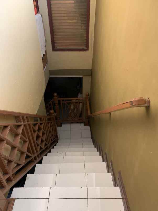 rumah second terawat di depok 2 tengah