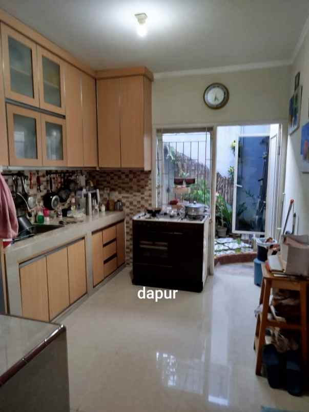 rumah semi furnish shm gading serpong tangerang