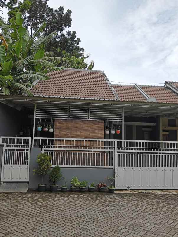 rumah siap huni dekat pemandian wendit malang