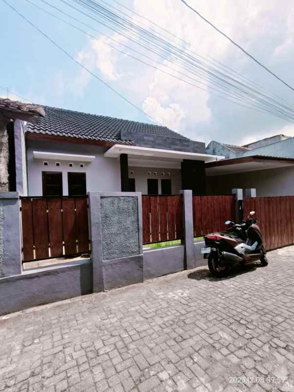 rumah siap huni dekat ugm science tehno park