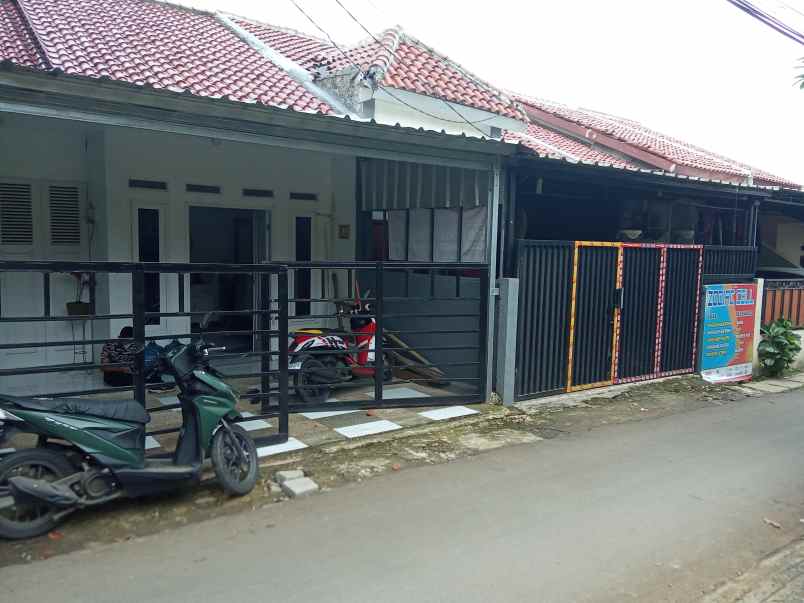 rumah siap huni di kmp rawa kota depok