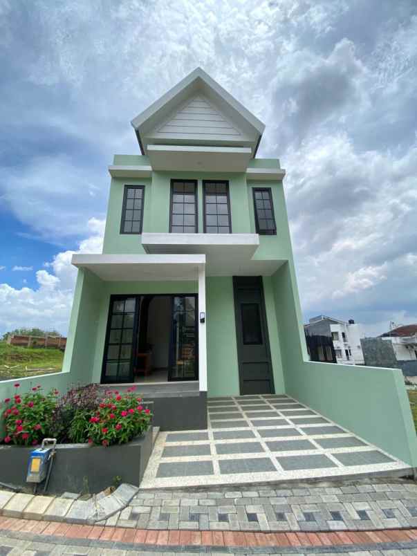 rumah siap huni lokasi di joyo agung kota malang