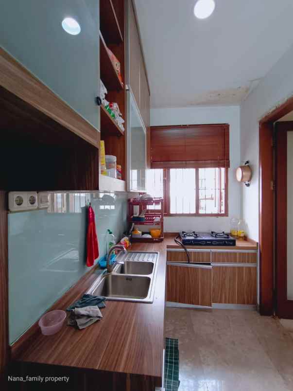 rumah siap huni semi furnished area joglo jakbar