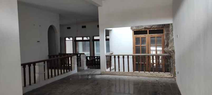 rumah sidosermo sertifikat shm nego