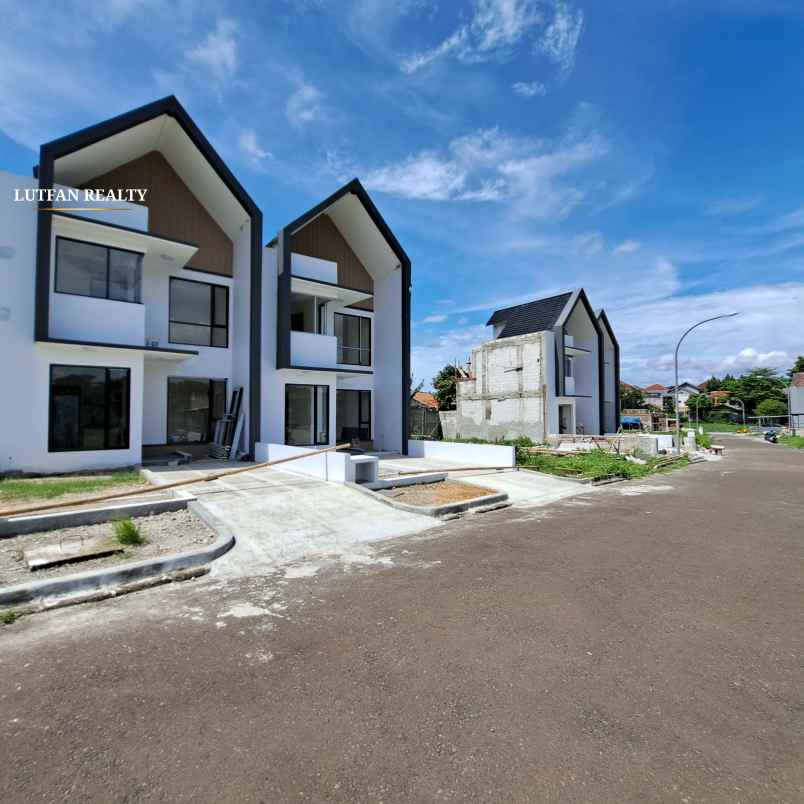rumah skandinavian modern jagakarsa dalam komplek