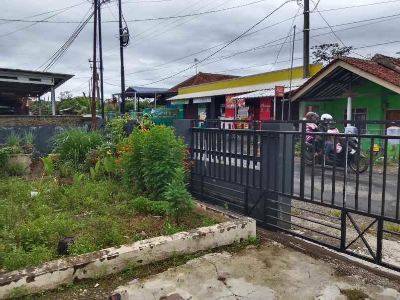 rumah strategis jln cagak subang jawa barat