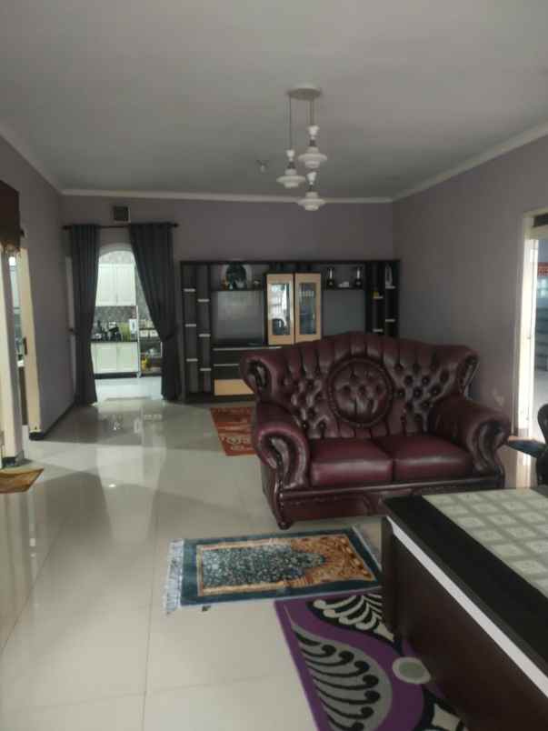 rumah strategis tengah kota batu dekat wahana wisata