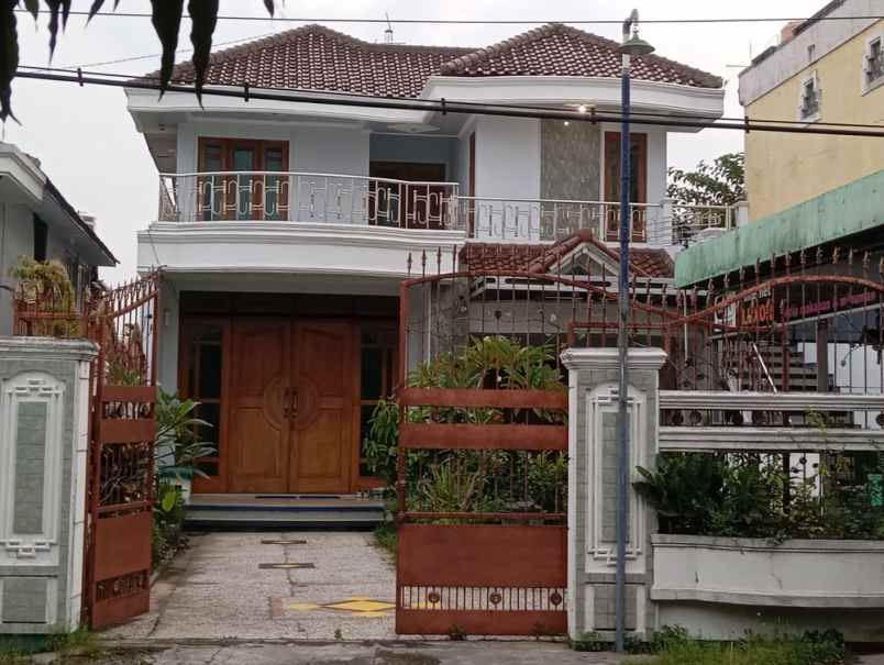 rumah tempat usaha dekat terminal delanggu