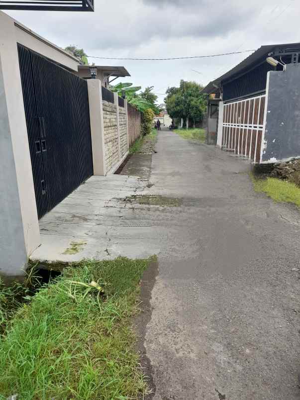 tanah kavling di tengah pemukiman