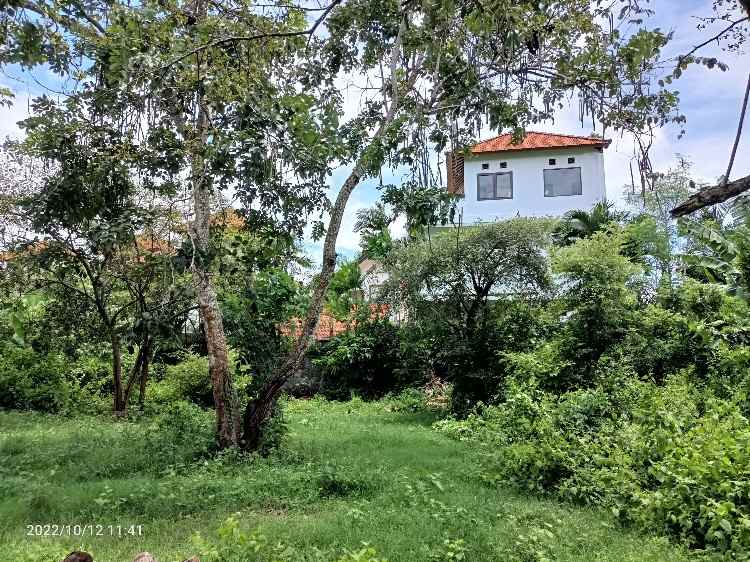 tanah lingkungan villa di mumbul dekat nusa dua bali