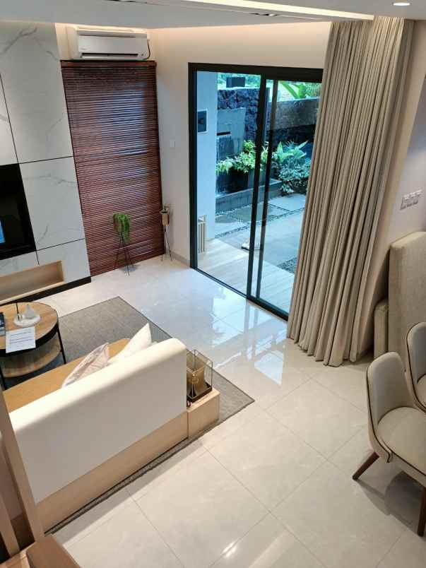 township premium 1 7milyar di bojongsari depok