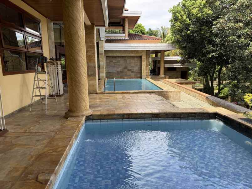villa mewah di gadog ciawi puncak bogor