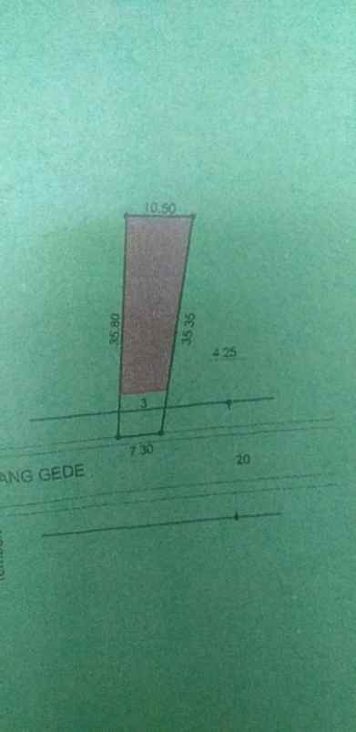 bratang gede siap huni dekat tengah kota strategis