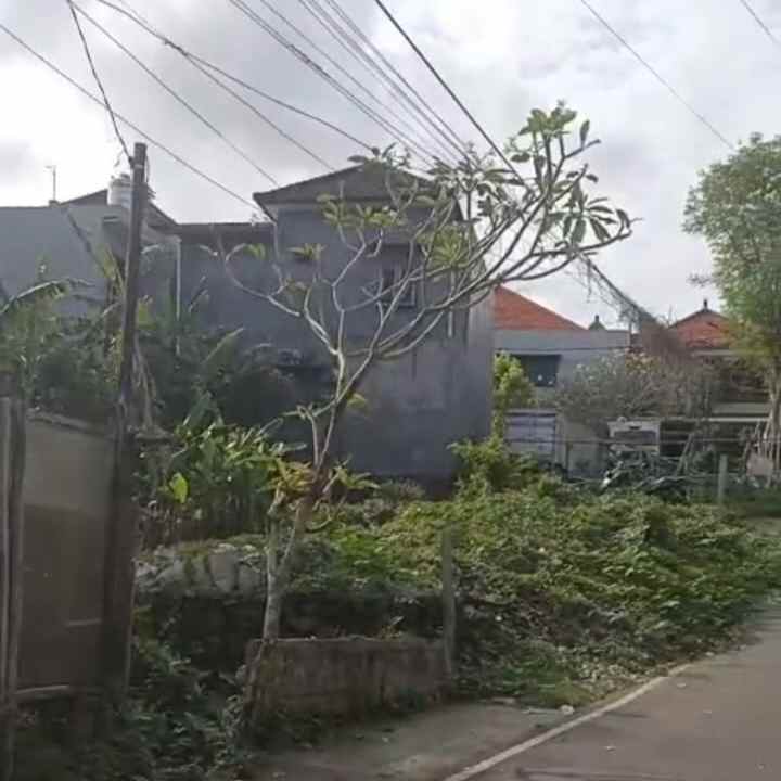 dijual 19 95 are jl waribang kesiman petilan denpasar