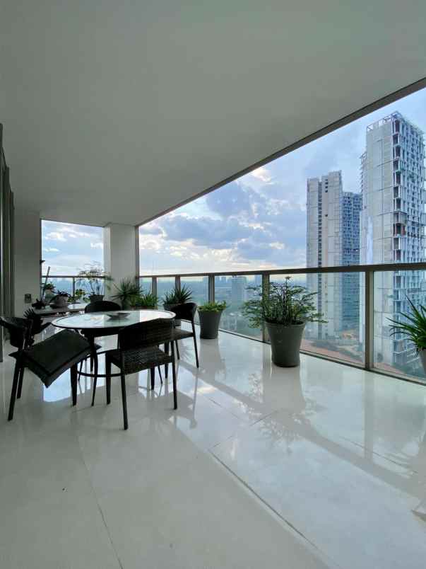 dijual apartemen darmawangsa