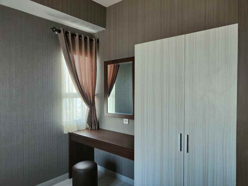 dijual apartemen full furnished di mekarwangi square