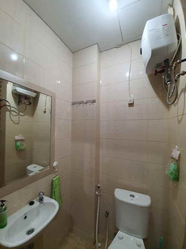 dijual apartemen kemiri muka beji depok