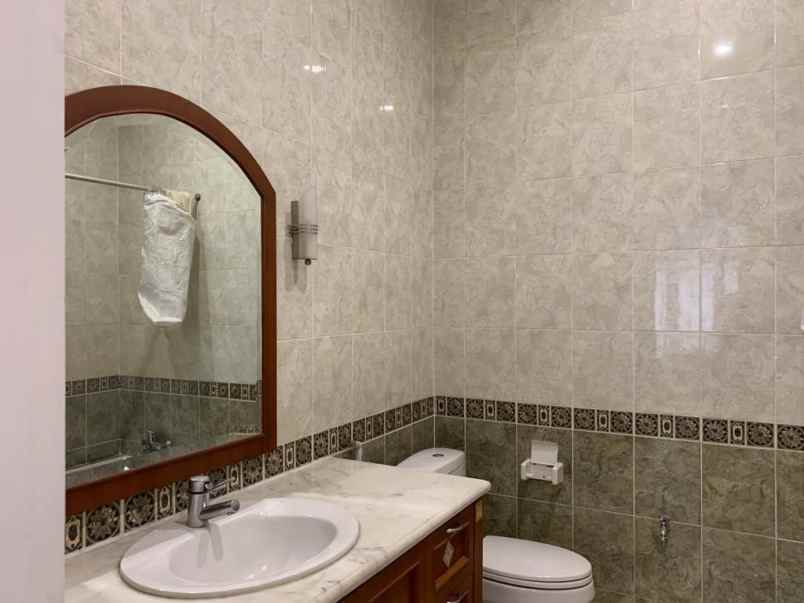 dijual apartemen melawai kebayoran baru