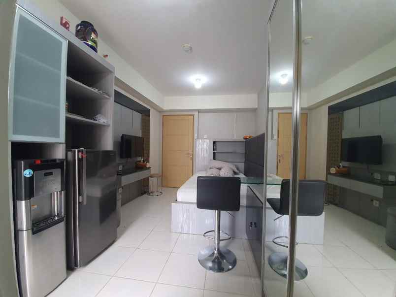 dijual apartemen pakuwon city