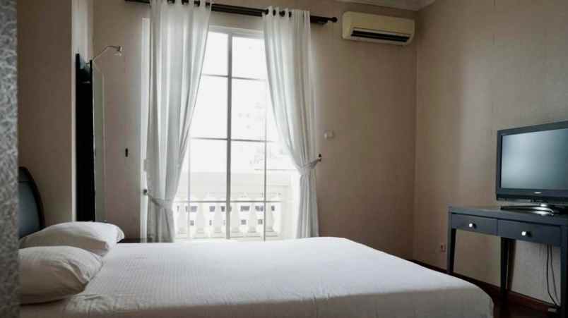 dijual apartemen permata hijau