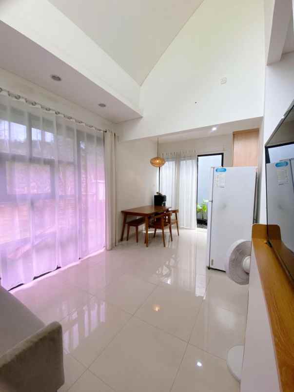 dijual cepat rumah di golden cikeas