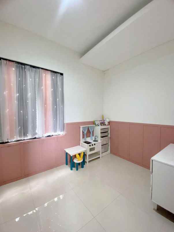 dijual cepat rumah di golden cikeas