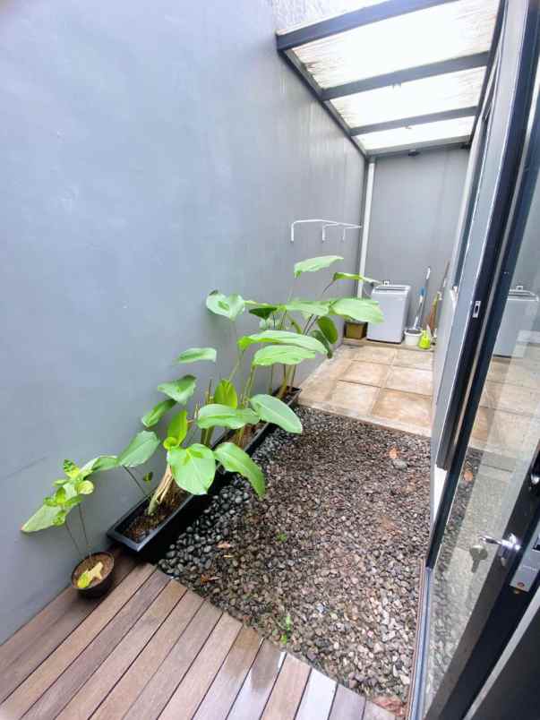 dijual cepat rumah di golden cikeas