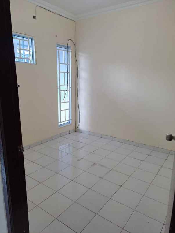 dijual cepat rumah hook di cactus garden batam center