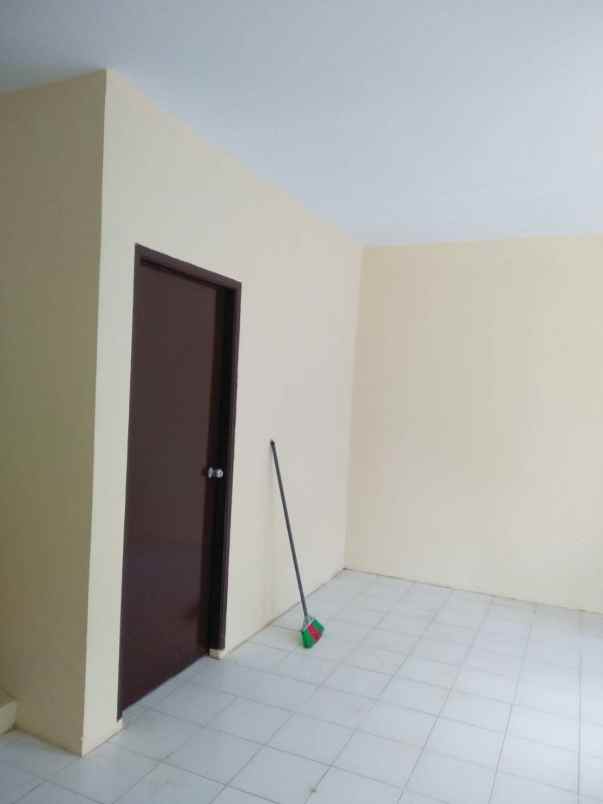 dijual cepat rumah hook di cactus garden batam center