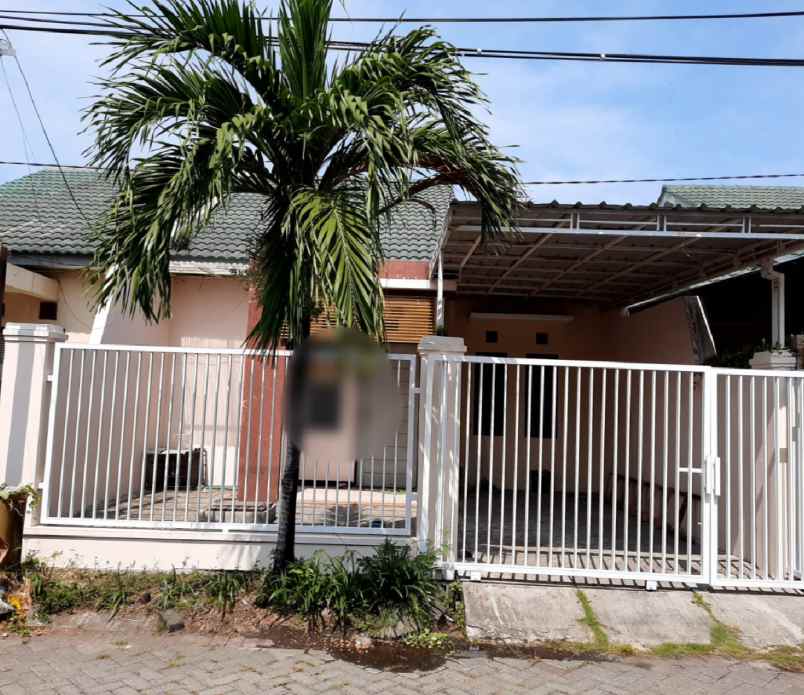 dijual disewakan rumah di sukolilo dian regency