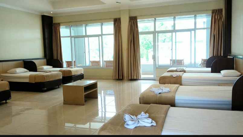 dijual hotel grojogan sewu jalan