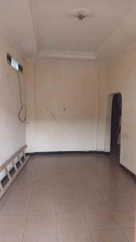 dijual kost jalan jagakarsa jakarta