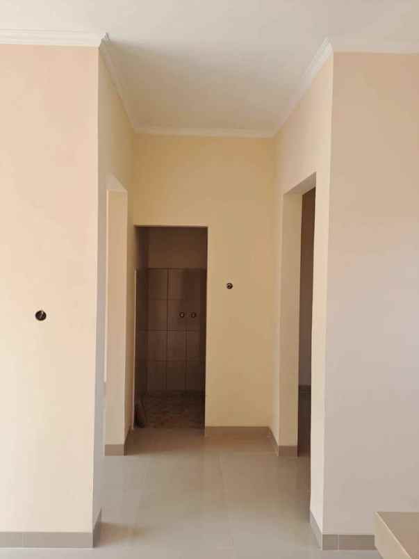 dijual kost jl cigugur ciwaruga bandung