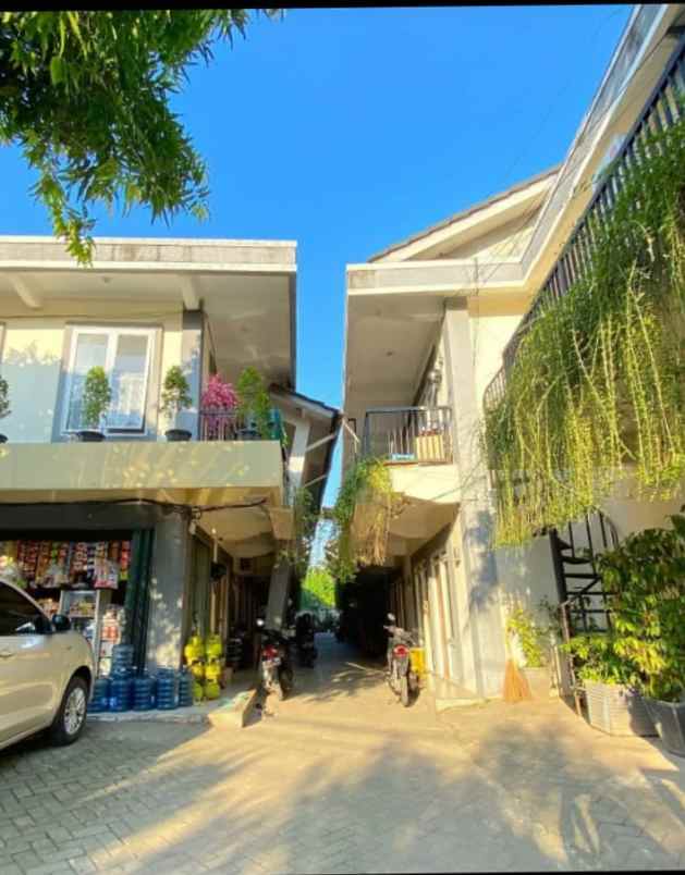 dijual kost petukangan selatan