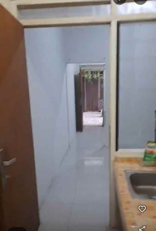 dijual kost petukangan selatan