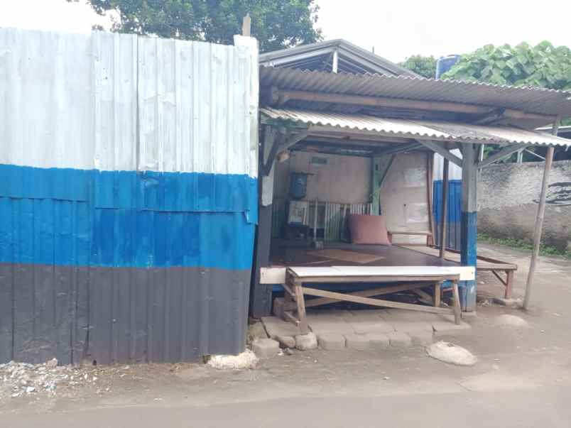 dijual lahan kosong lokasi bagus pinggir jalan raya