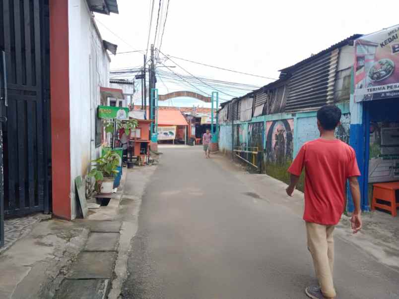 dijual lahan kosong lokasi bagus pinggir jalan raya