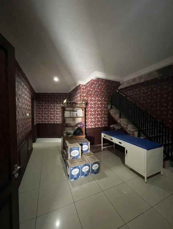 dijual ruko gudang kantor cimpaeun kec tapos kota