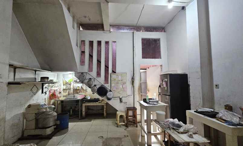 dijual ruko gudang kantor jalan cikunir raya jaka