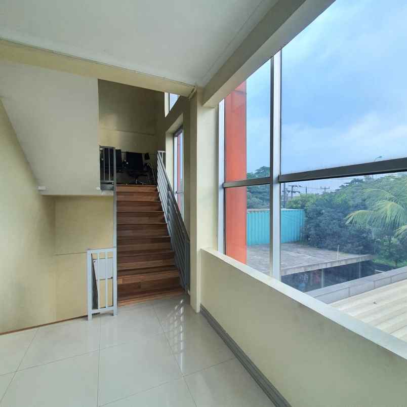 dijual ruko gudang kantor jalan raya ispeksi