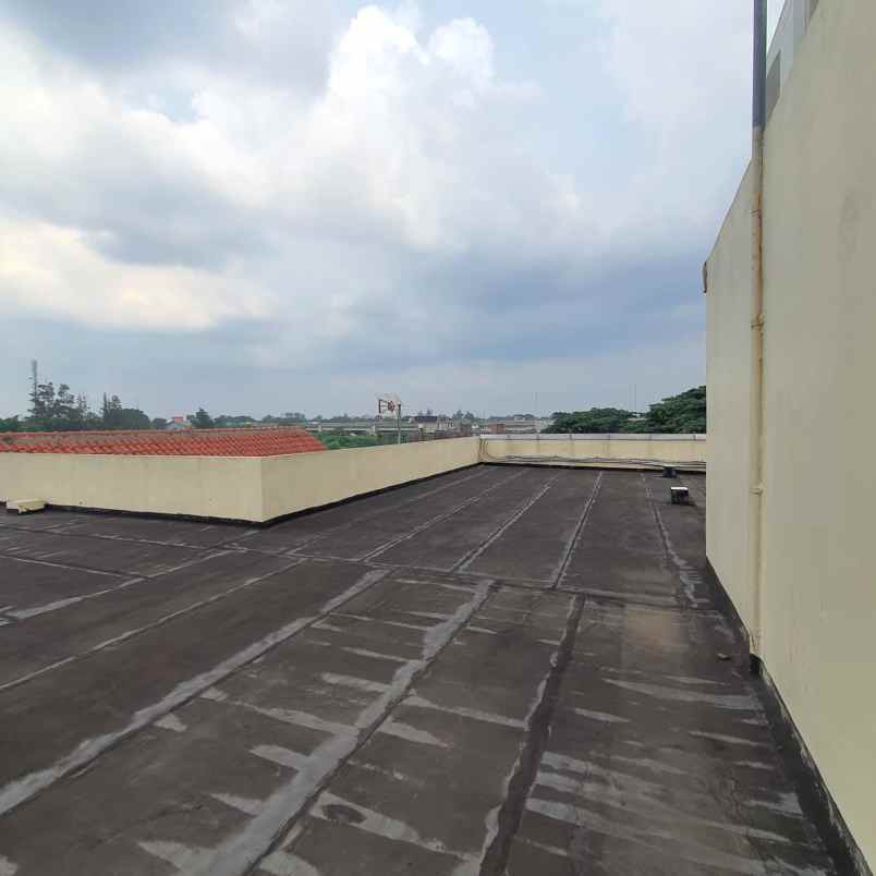 dijual ruko gudang kantor jalan raya ispeksi