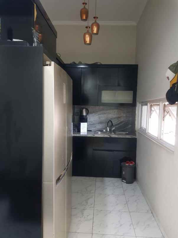 dijual ruko gudang kantor jl bosih raya cibitung