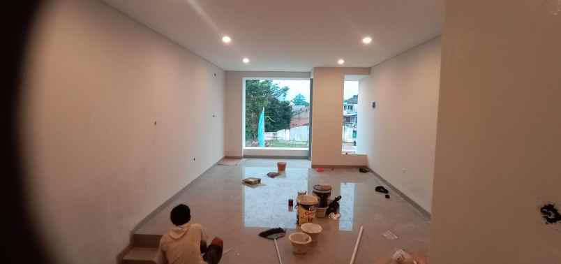 dijual ruko gudang kantor jl raya curug bojongsari depok