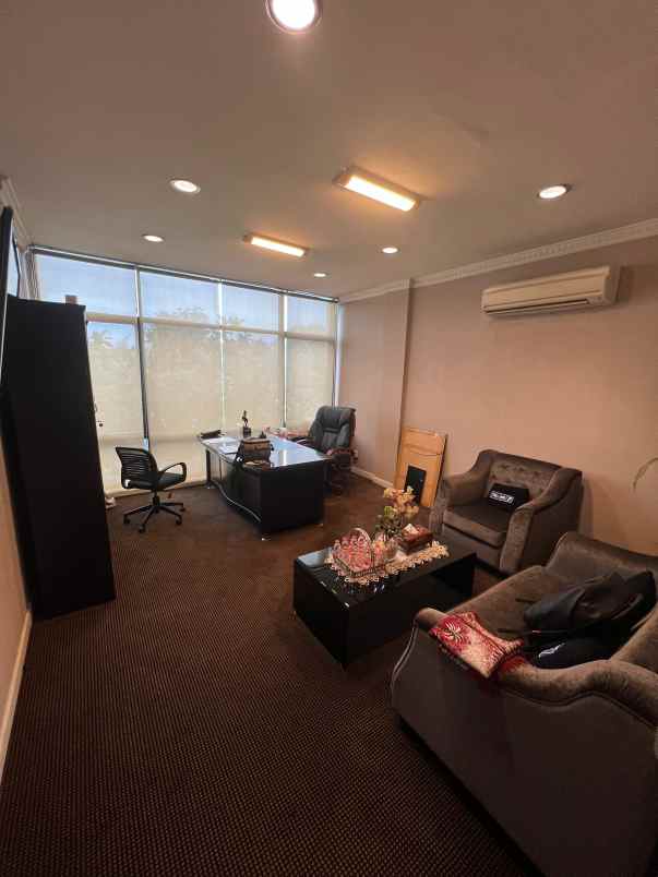 dijual ruko gudang kantor jl raya jatiwaringin