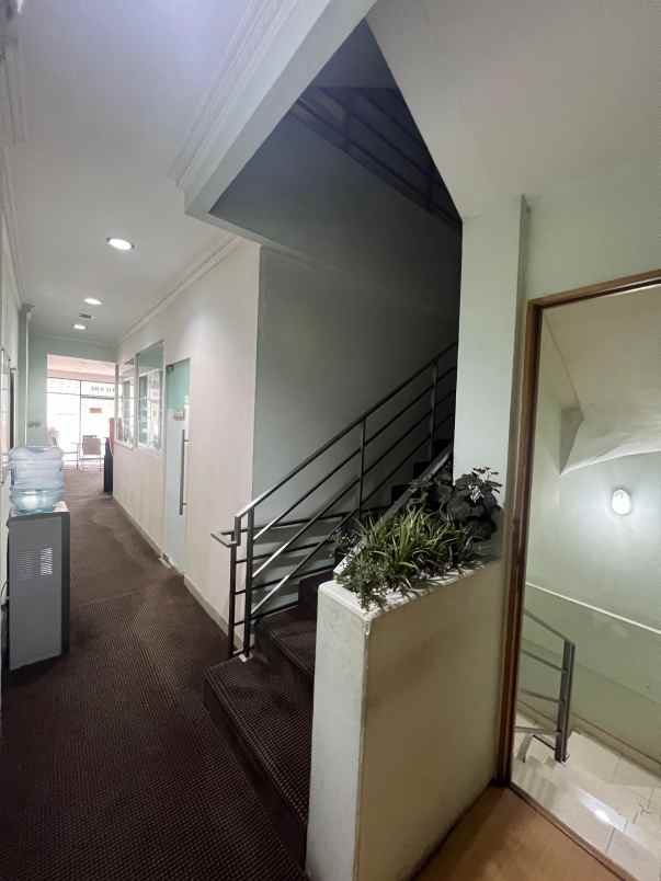 dijual ruko gudang kantor jl raya jatiwaringin