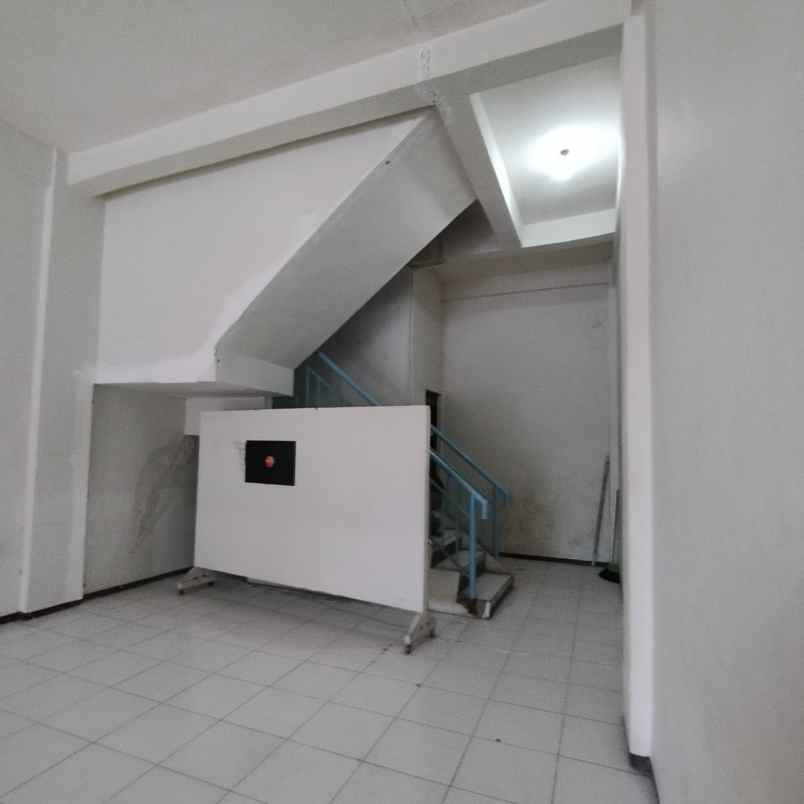 dijual ruko gudang kantor panjang jiwo