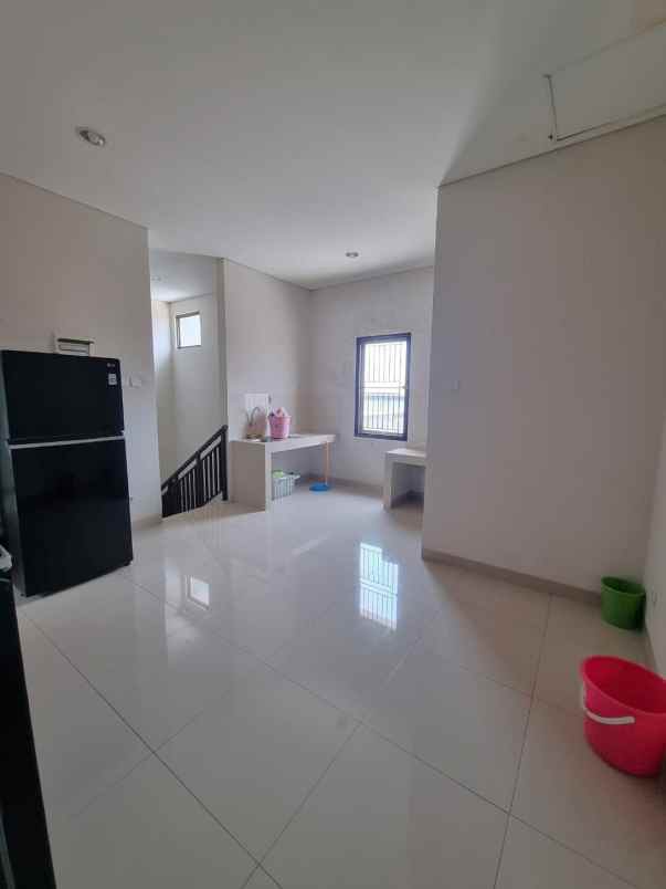 dijual ruko gudang kantor ruko the savoy jakarta