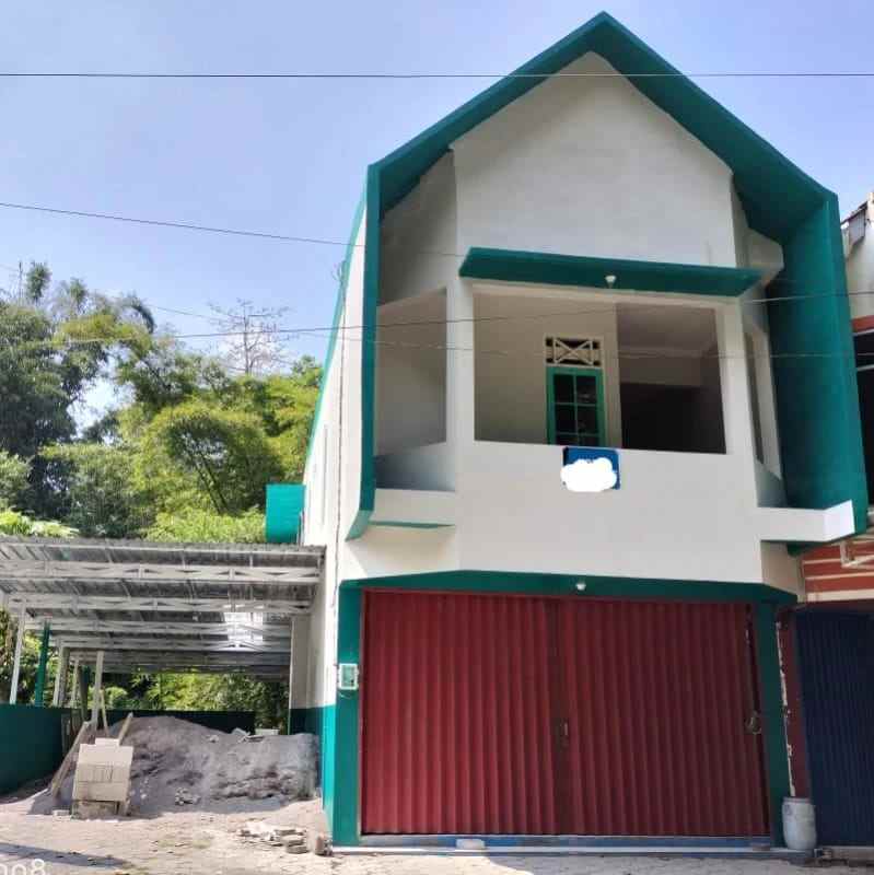 dijual rumah 1 5 km ke kampus uii