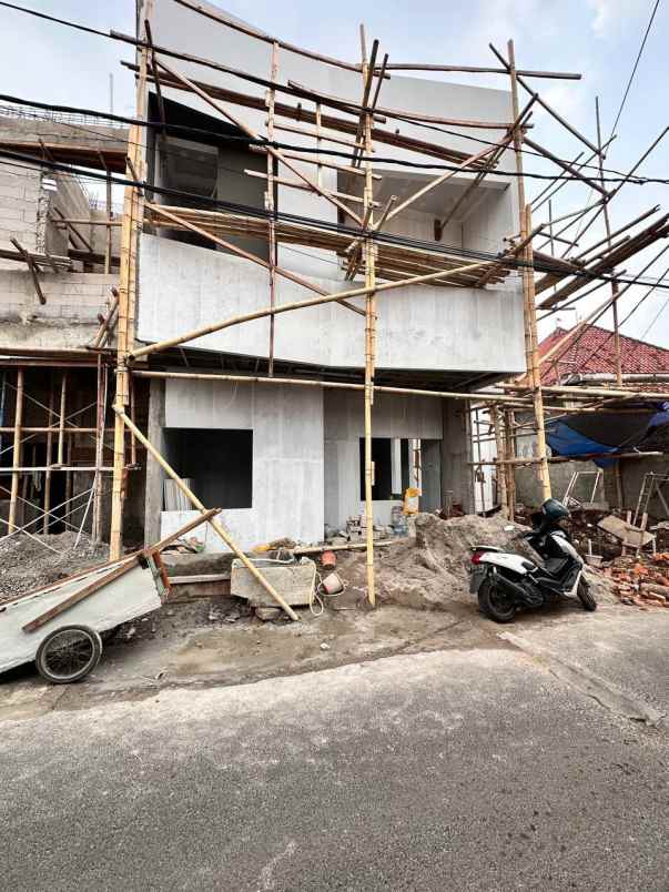 dijual rumah 4 jl gongseng raya no 01