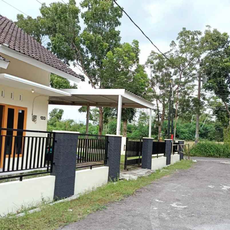 dijual rumah 5 km timur uii kampus